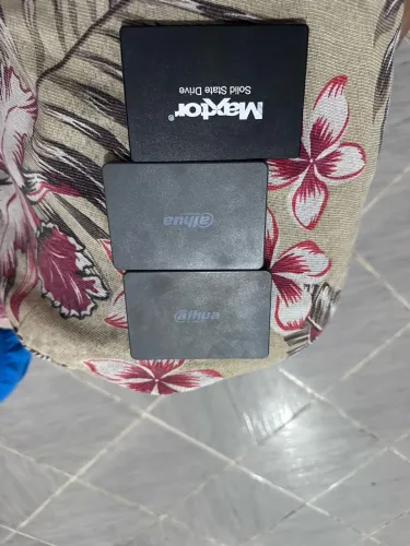 SSD 256GB, 240Gb e 480gb valores na descrição