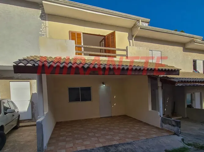 Cond. fechado de 89m² com 2 quartos em Pinhalzinho