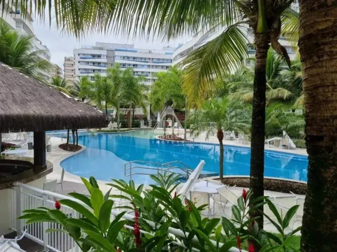 Cobertura Duplex à venda no Recreio dos Bandeirantes (RJ) | 3 quartos (2 suítes) com 2 vag