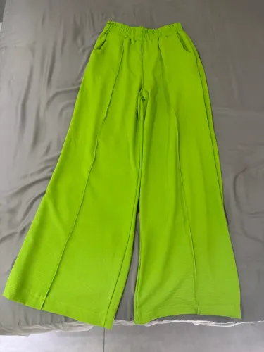 Calça verde P