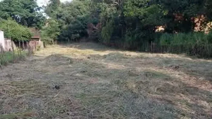 Terreno escriturado 750m²(15X50)-R$ 140mil