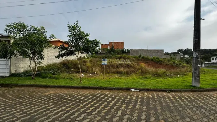 Lote à venda com 318 m² no Vista de Vitória, Cariacica - ES