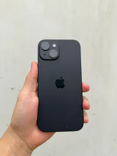 iPhone 15 256GB
