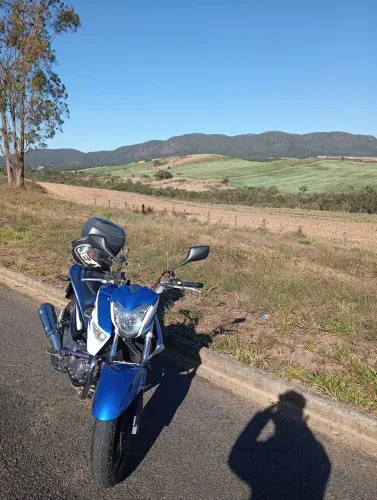 Suzuki Inazuma 250 CC Baixo Km em excelente estado