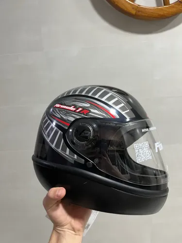 Capacete Honda