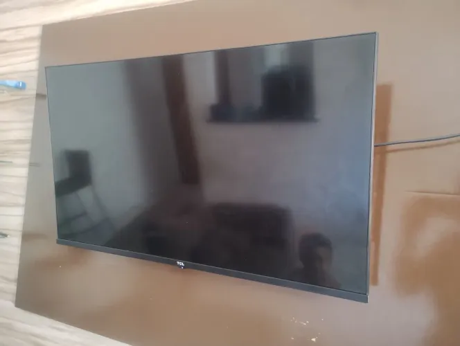 Tv TCL 32 polegadas nova