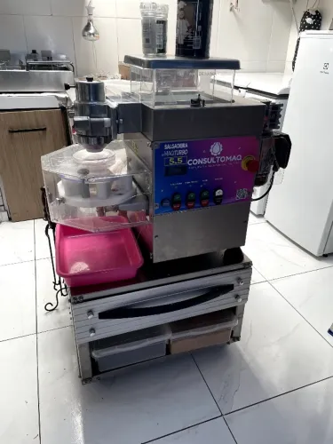 Maquina de Salgados profissional Consultomaq 5.5