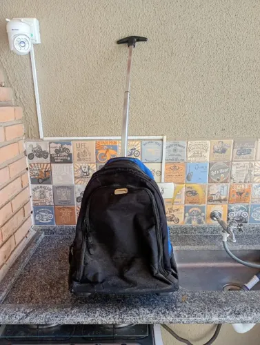 Mochila com rodinhas para notebook