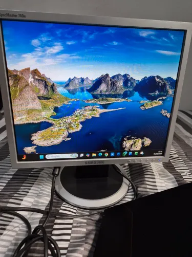Monitor Samsung SyncMaster 740n