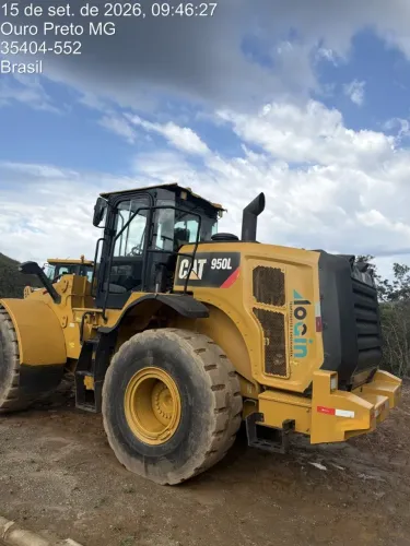Pá Carregadeira Caterpillar 950L ano 2019 com 10.000 horas