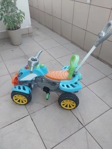 Quadriciclo Infantil