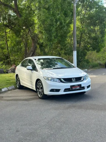 Honda Civic Sedan LXR 2.0 Flexone 16V Aut. 4P 2015
