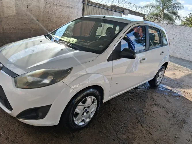 Ford Fiesta S 1.0 8V Flex 5P 2014
