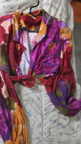 Vendo Blusa da FARM Tam M (em ótimo estado)