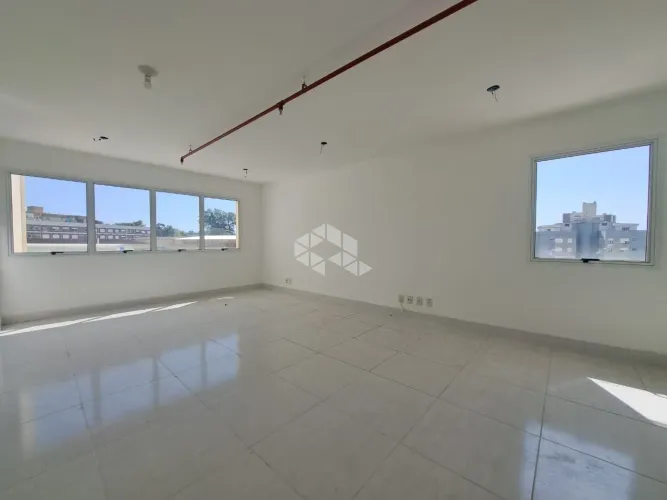 Sala comercial reformada no Nature Centro de Negócios - 1 vaga, 1 banheiro - Partenon
