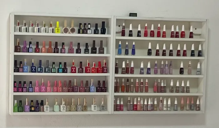 Expositor de esmaltes