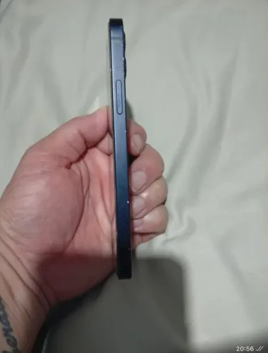 Vendo iPhone 12 128gb todo original funcionando tudo perfeitamente