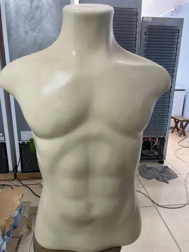 Manequins