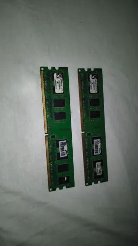 Kit 4GB RAM DDR2 Kingston (2x2GB) 667MHz para PC de Mesa - Funcionando