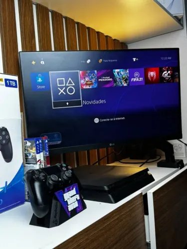 Playstation 4 Slim - 1 TB e 1 controle original (Acompanha Caixa)