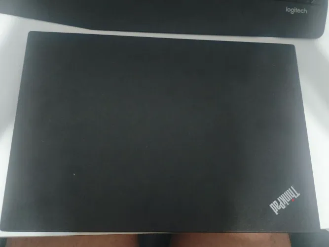 Lenovo ThinkPad T490 i5 16GB 256GB