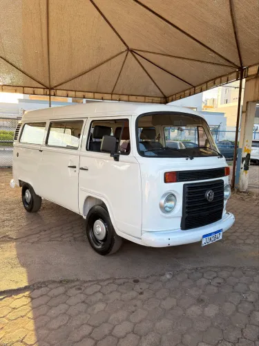 Volkswagen Kombi Standard 1.4 MI Total Flex 8V 2011