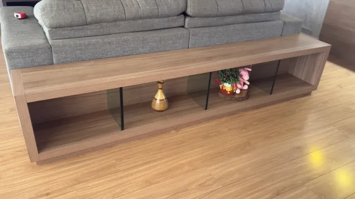 Vendo Aparador de Sofá Moderno e Elegante