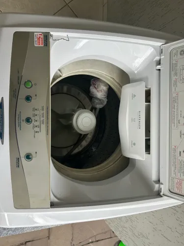 Máquina de lavar roupas 220