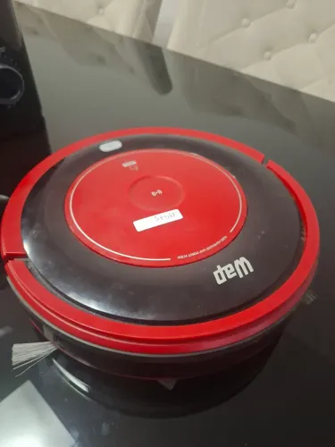 VENDO ROBÔ ASPIRADOR COM DEFEITO PARA RETIRADA DE PEÇAS