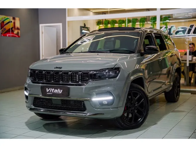 Jeep Commander Black Hurricane 2.0 4X4 TB AUT 2025