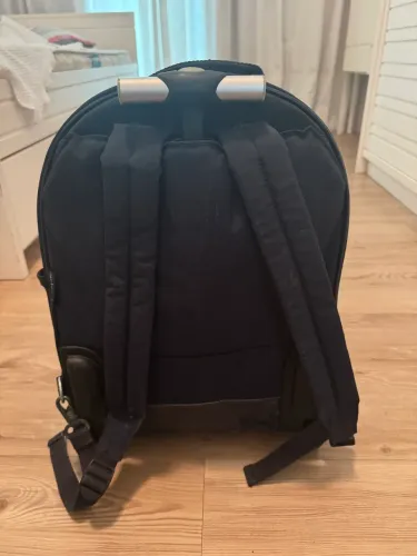Mochila Kipling com rodinha e alça 