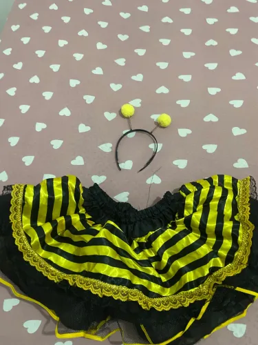 Saia e tiara abelhinha