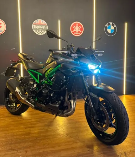KAWASAKI Z 900 2026 APENAS 8.000 KMS IMPECAVEL