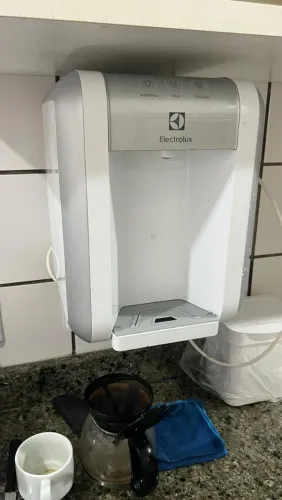 Filtro de água Eletrolux. Em perfeito estado.