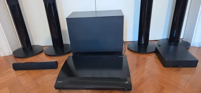 Home theatre Sony com Bluray BDV-E985W e 6 caixas acusticas