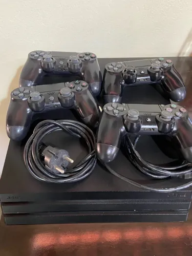 Ps4 slim pro 1tb