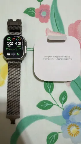 Apple Watch Ultra 3 GPS + Celular 49mm Titânio Natural Milanese Garantia até 30/11/2026