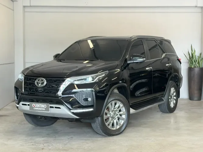 Toyota Hilux SW4 4X4 2.8 Diesel 2023