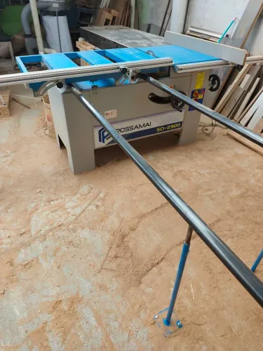 Máquina esquadrejadeira possamai 2900