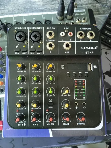VDO. Mesa 4 Canais da STABCL-ST-4P