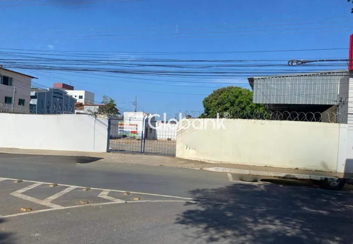 Galpão para aluguel Alto São João 800m² Montes Claros MG
