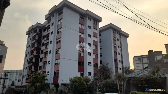 Apartamento à venda com 3 dormitórios, sendo 1 suíte, 2 vagas, Centro, Caxias do Sul, RS
