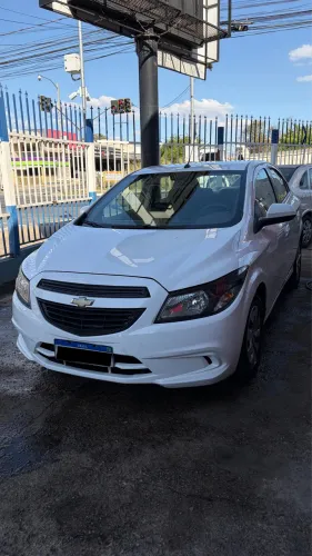 Chevrolet Onix JOY Hatch 1.0 8V Flex Mec. 4P 2019