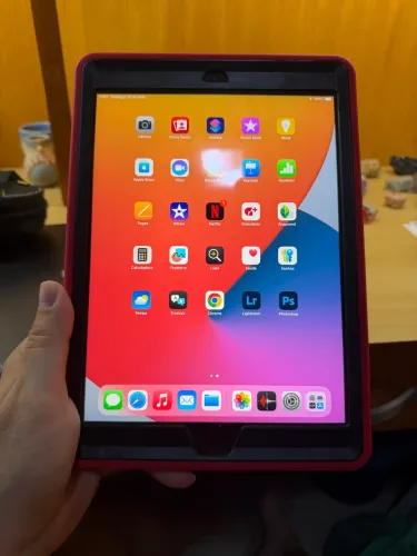 Vendo Ipad 8 geração - 128 gigas