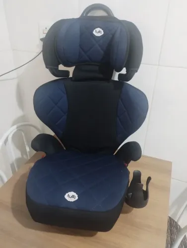 Cadeira infantil assento elevatório 