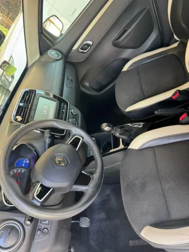Renault Kwid Intense 1.0 Flex 12V 5P Mec. 2022