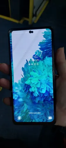 Celular 