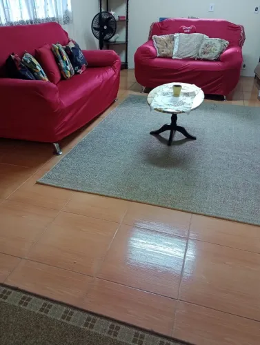 Vendo jogo de sofá muito novo