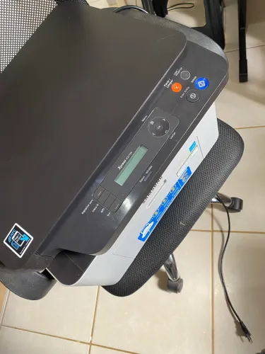 Impressora Samsung Xpress M2070w - Laser (Wifi)