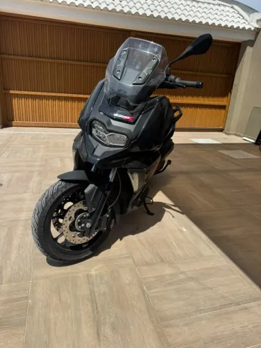 BMW C400 X PLUS 2025